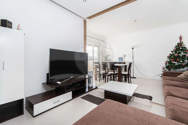 Apartamento T1 para Venda em Carregado e Cadafais Foto 20