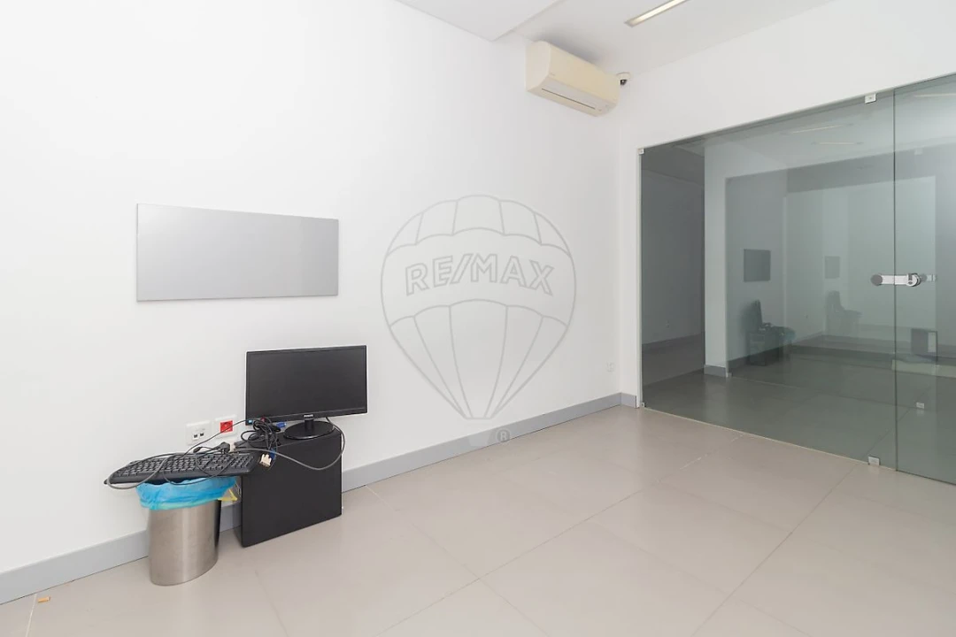 Escritório para Arrendamento em Vila Franca de Xira Foto 29