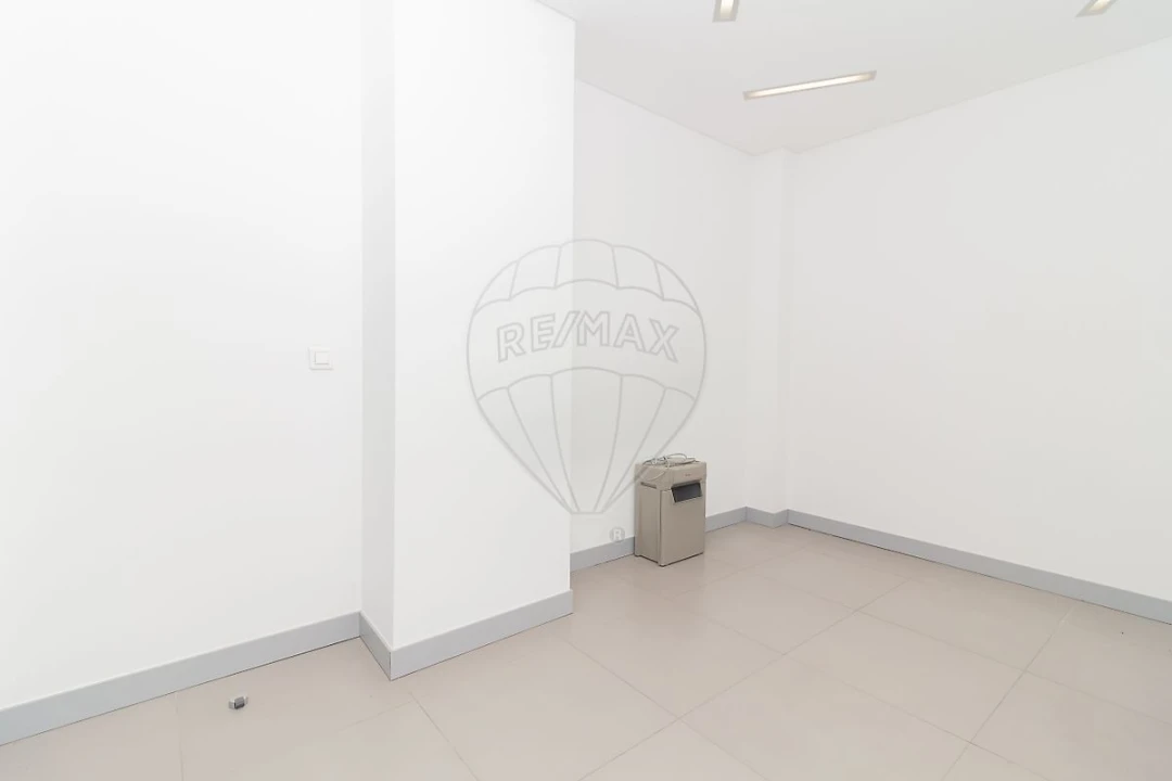 Escritório para Arrendamento em Vila Franca de Xira Foto 27