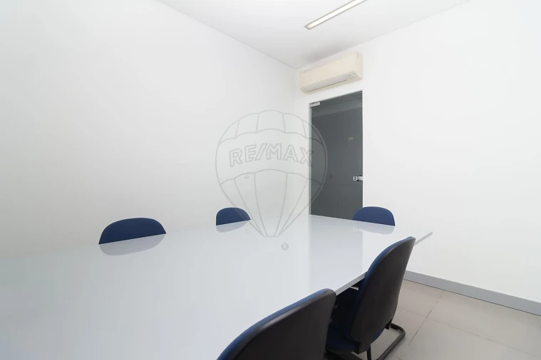 Escritório para Arrendamento em Vila Franca de Xira Foto 2