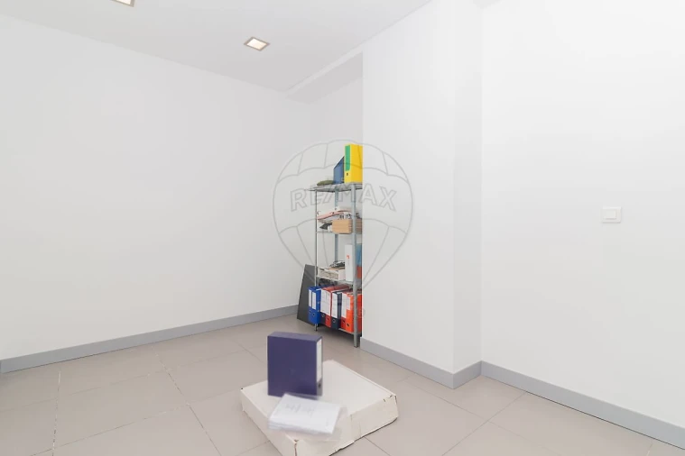 Escritório para Venda em Vila Franca de Xira Foto 33