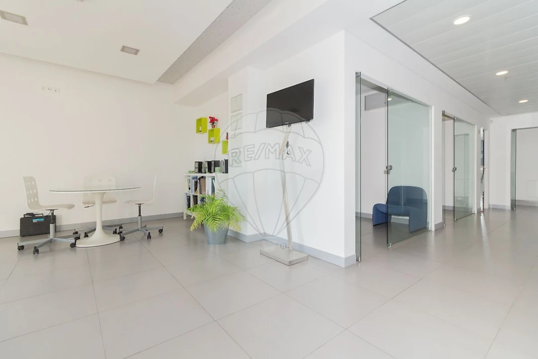 Escritório para Venda em Vila Franca de Xira Foto 24