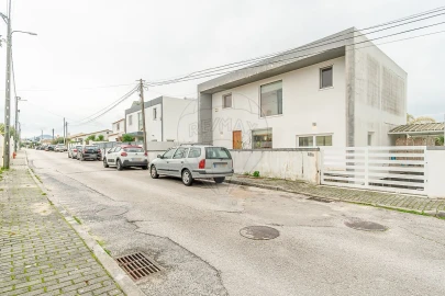Moradia T3 para Venda em Azeitão (São Lourenço e São Simão)