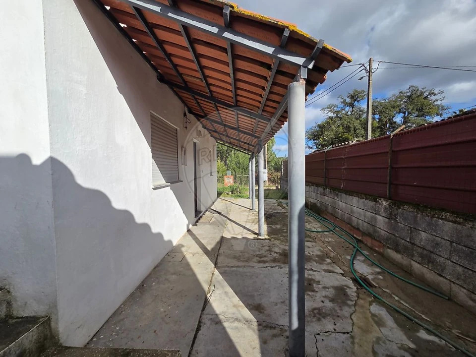 Moradia T1 para Venda em Branca Foto 7