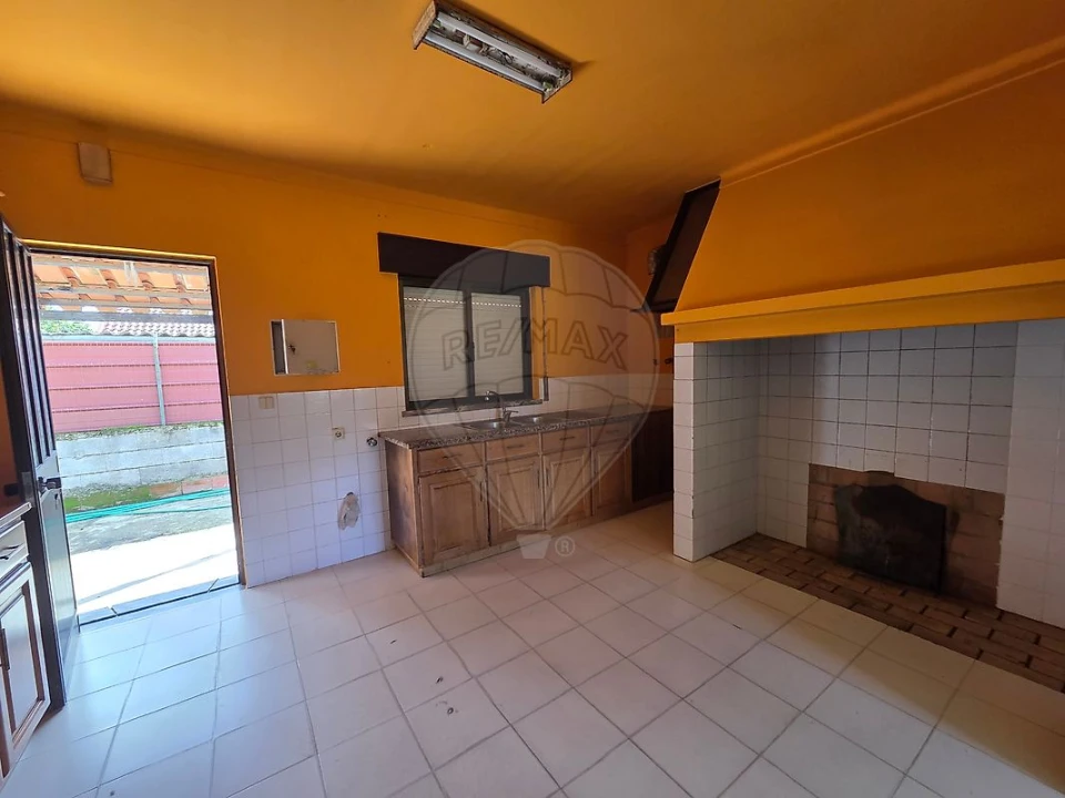 Moradia T1 para Venda em Branca Foto 10