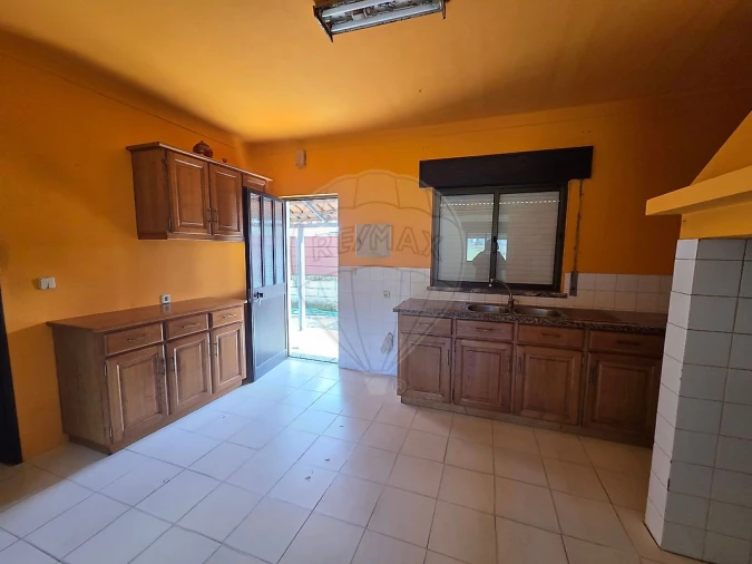 Moradia T1 para Venda em Branca Foto 11