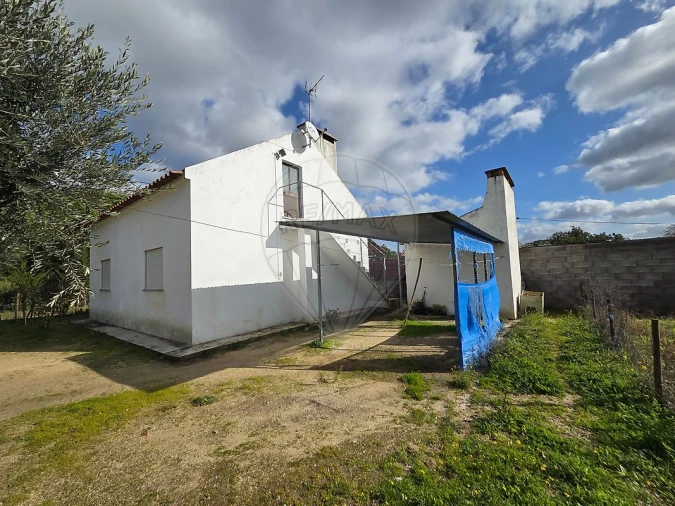 Moradia T1 para Venda em Branca Foto 6