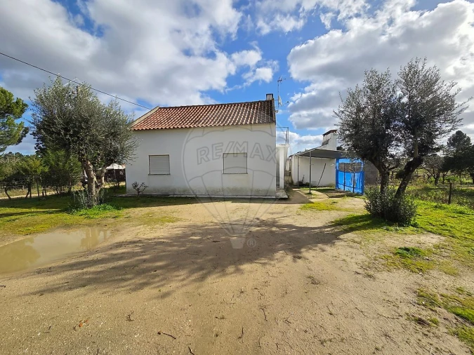 Moradia T1 para Venda em Branca