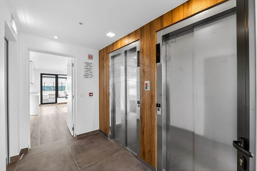 Apartamento T2 para Arrendamento em Pontinha e Famões Foto 44