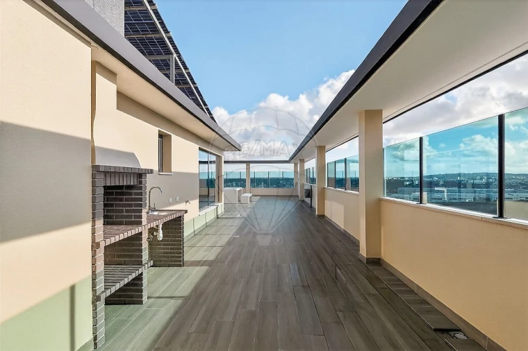 Apartamento T2 para Arrendamento em Pontinha e Famões Foto 30