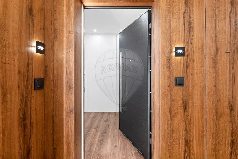 Apartamento T2 para Arrendamento em Pontinha e Famões Foto 43