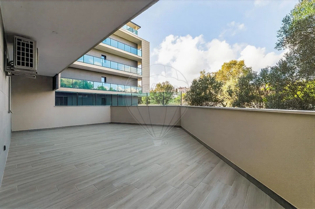 Apartamento T2 para Arrendamento em Pontinha e Famões Foto 25