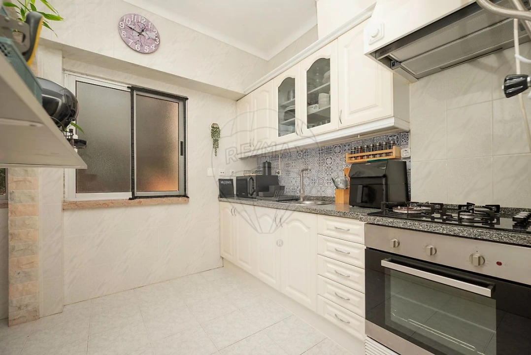 Apartamento T2 para Venda em Falagueira-Venda Nova Foto 18