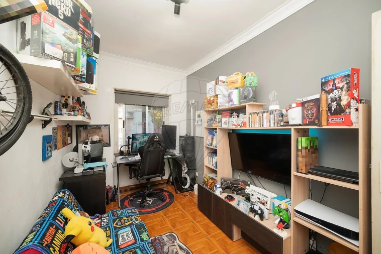 Apartamento T2 para Venda em Falagueira-Venda Nova Foto 14