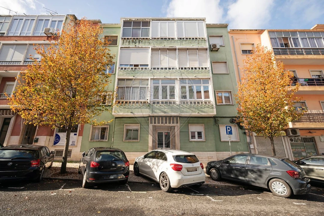 Apartamento T2 para Venda em Falagueira-Venda Nova Foto 32