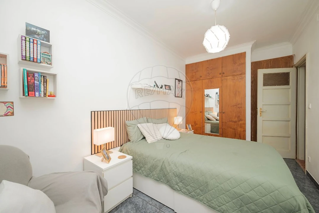 Apartamento T2 para Venda em Falagueira-Venda Nova Foto 12