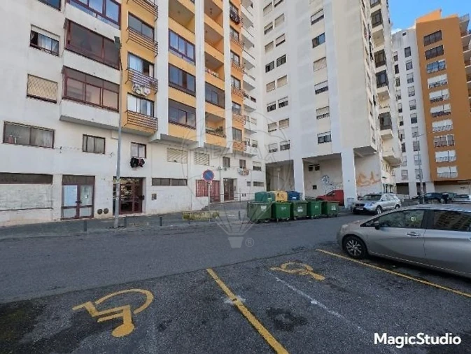 Apartamento T2 para Venda em Cacém e São Marcos Foto 3