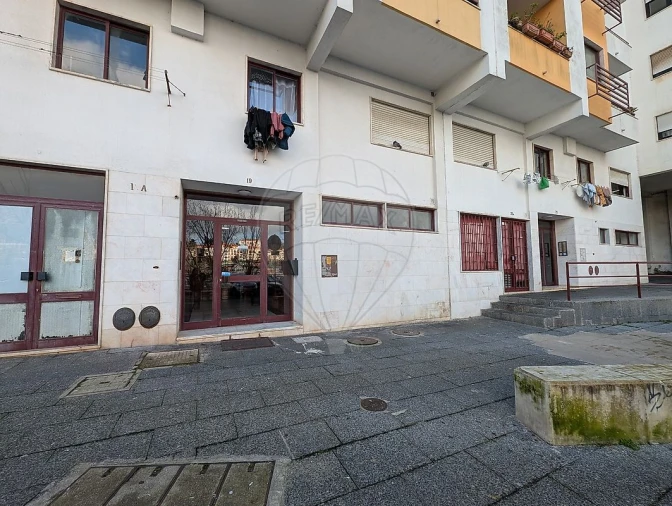 Apartamento T2 para Venda em Cacém e São Marcos Foto 6