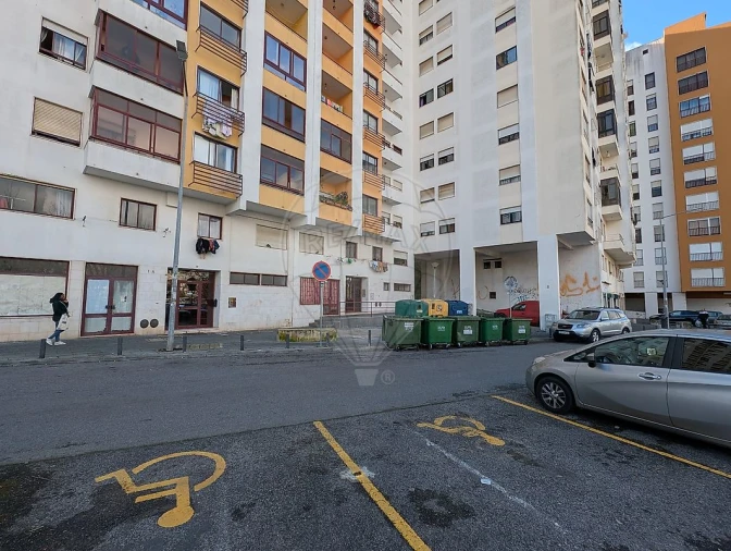 Apartamento T2 para Venda em Cacém e São Marcos Foto 5