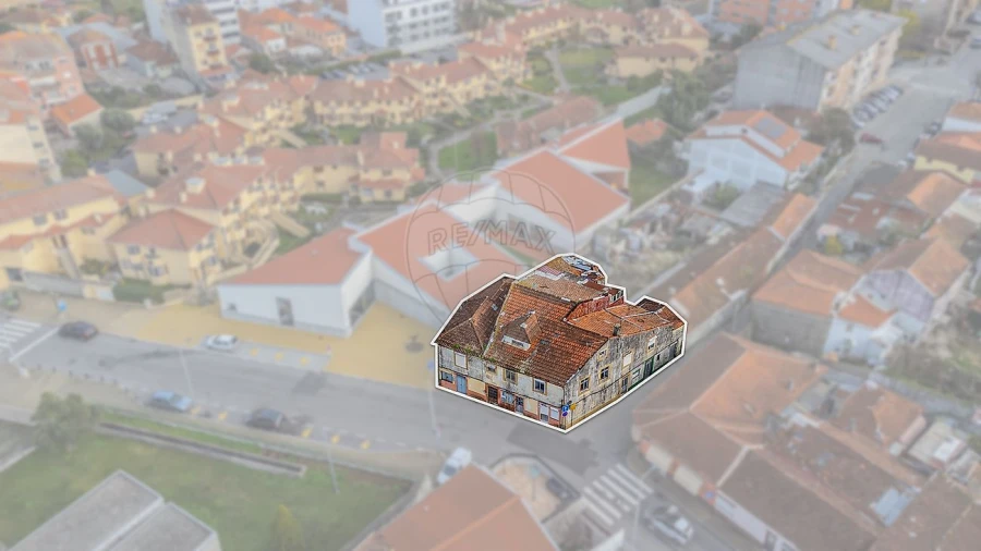 Prédio para Venda em Santa Marinha e São Pedro da Afurada Foto 2