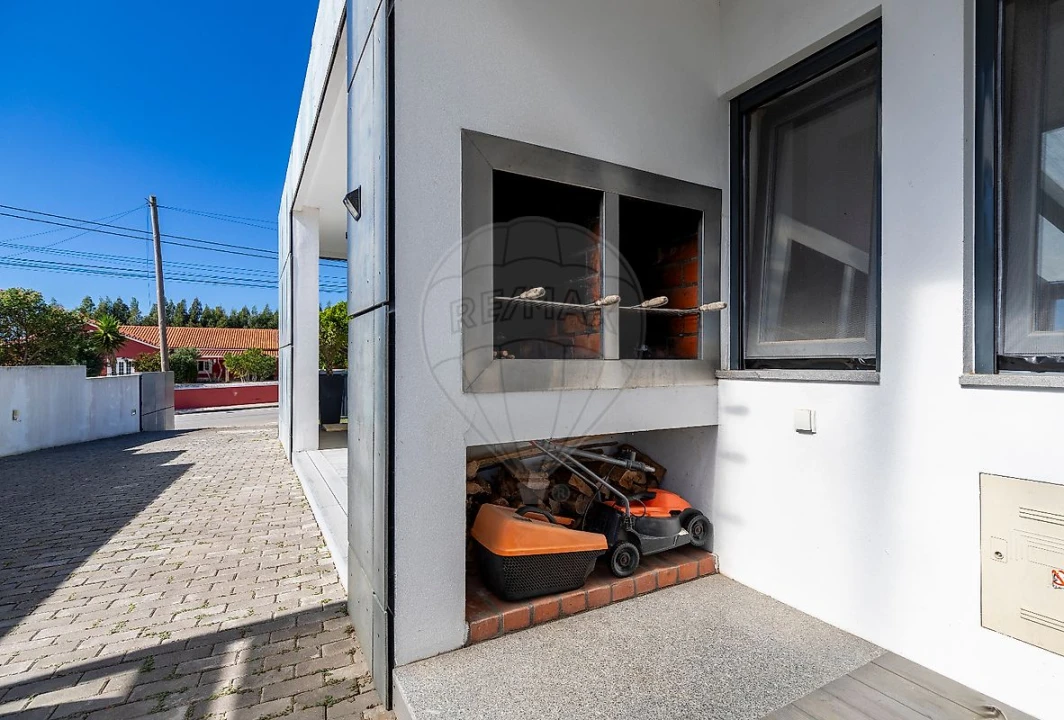 Moradia T3 para Venda em Silveira Foto 14