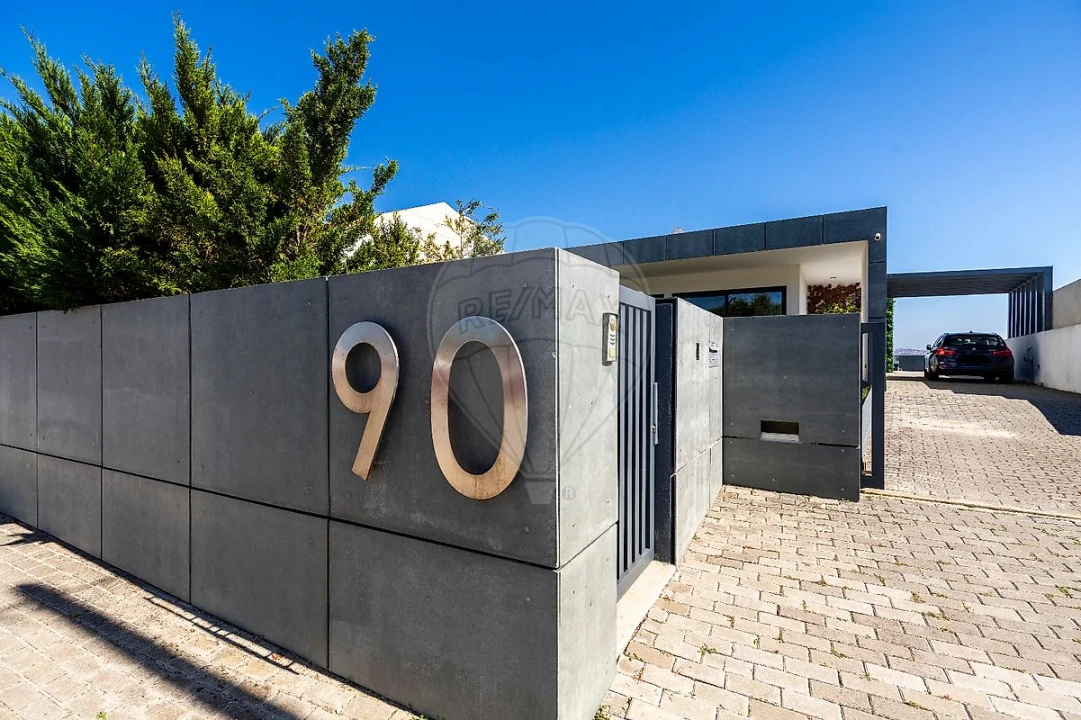 Moradia T3 para Venda em Silveira Foto 1