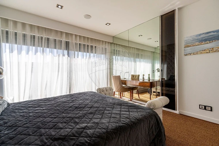 Moradia T3 para Venda em Silveira Foto 31