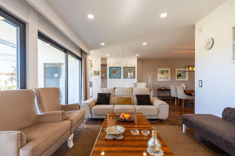 Moradia T3 para Venda em Silveira Foto 18