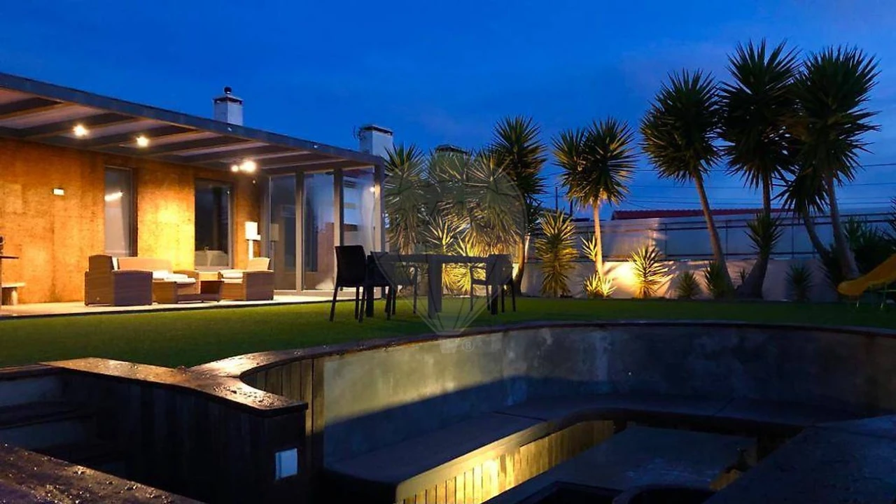 Moradia T3 para Venda em Silveira Foto 47