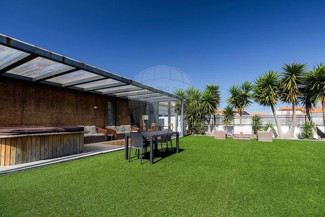 Moradia T3 para Venda em Silveira Foto 6