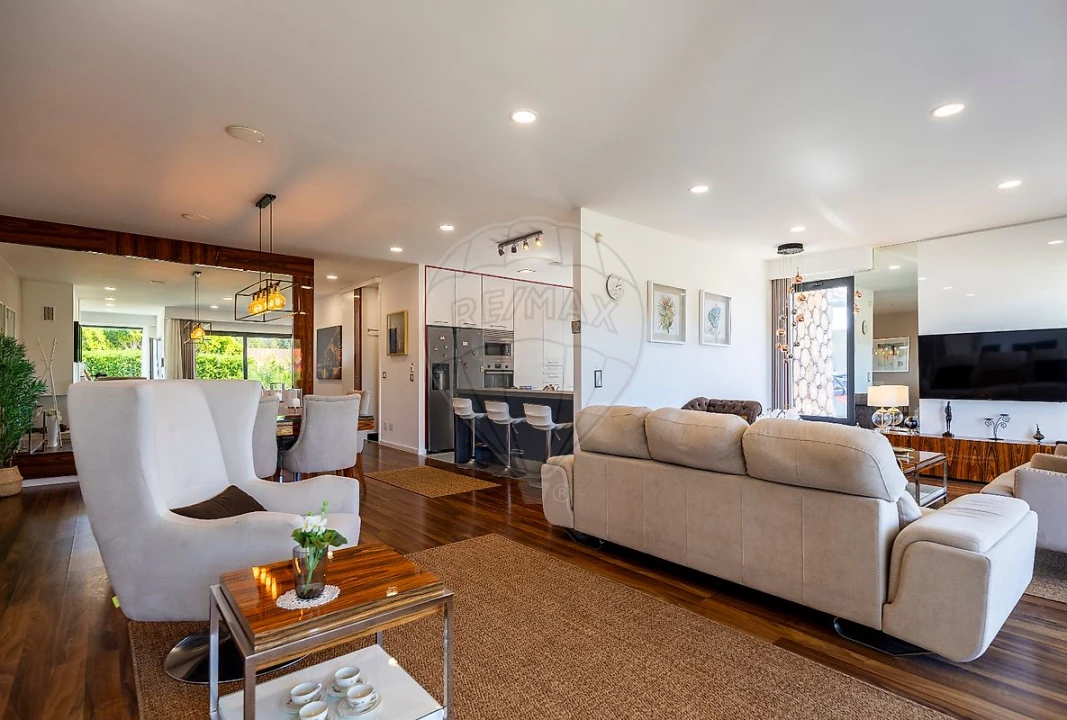 Moradia T3 para Venda em Silveira Foto 15