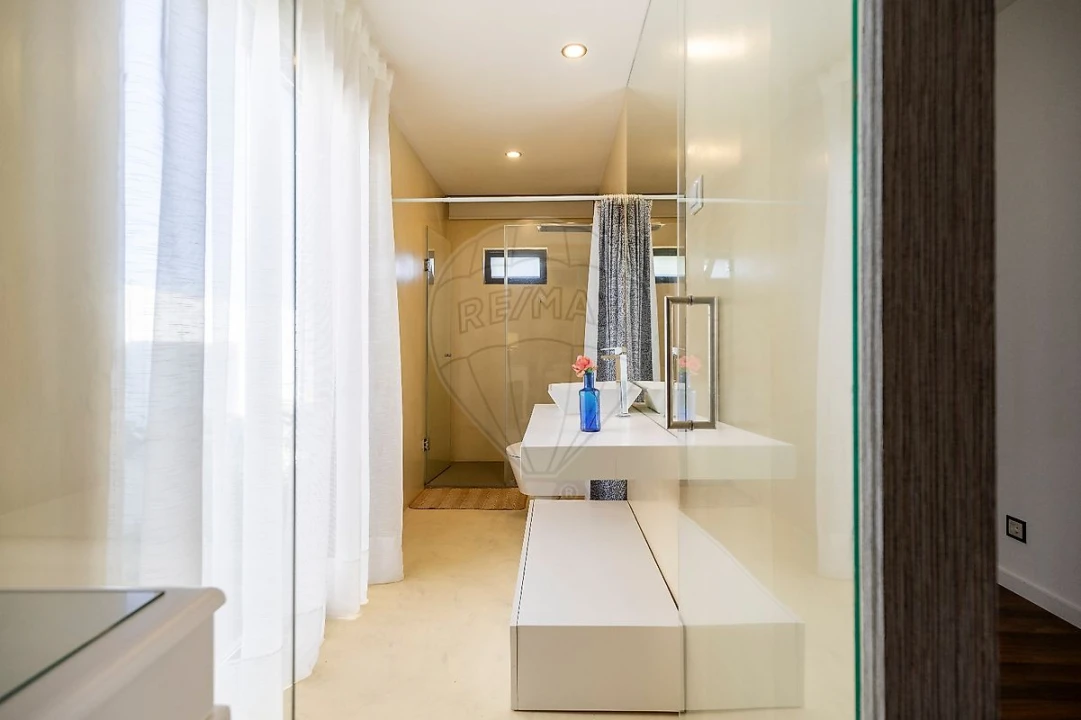 Moradia T3 para Venda em Silveira Foto 40