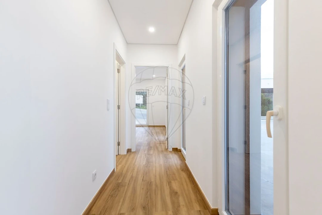 Moradia T3 para Venda em Enxara do Bispo, Gradil e Vila Franca do Rosário Foto 28