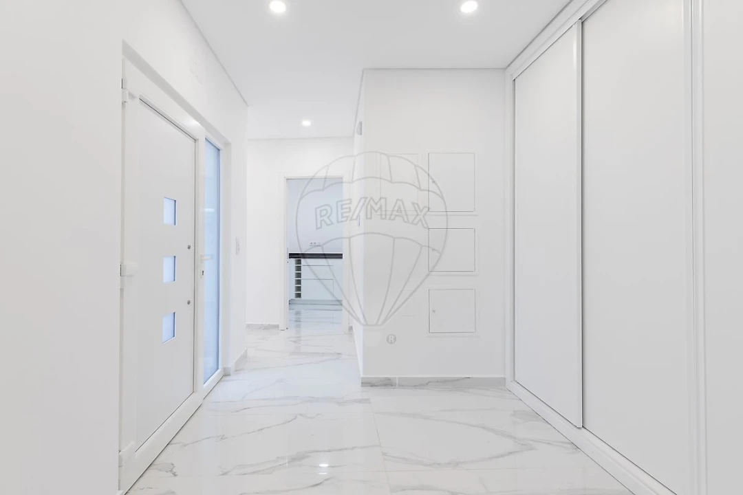 Moradia T3 para Venda em Enxara do Bispo, Gradil e Vila Franca do Rosário Foto 14