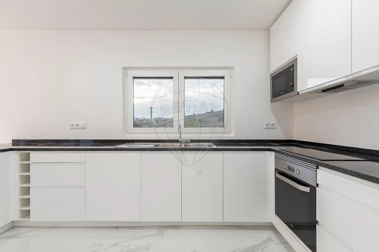 Moradia T3 para Venda em Enxara do Bispo, Gradil e Vila Franca do Rosário Foto 6