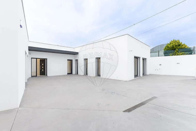 Moradia T3 para Venda em Enxara do Bispo, Gradil e Vila Franca do Rosário Foto 47