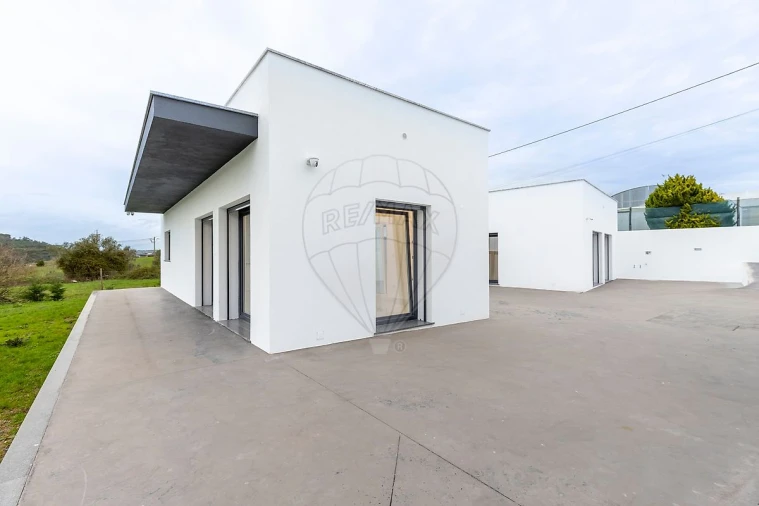 Moradia T3 para Venda em Enxara do Bispo, Gradil e Vila Franca do Rosário Foto 45