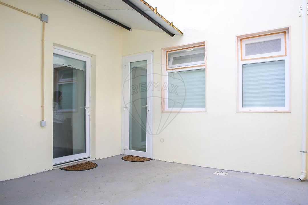 Moradia T2 para Venda em Olhalvo Foto 24