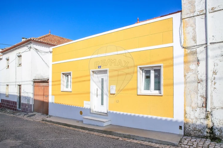 Moradia T2 para Venda em Olhalvo Foto 28