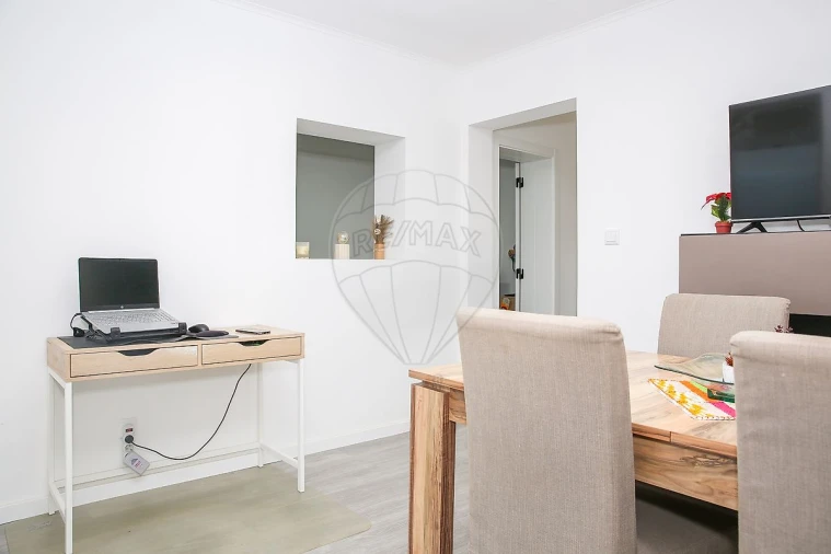 Moradia T2 para Venda em Olhalvo Foto 8