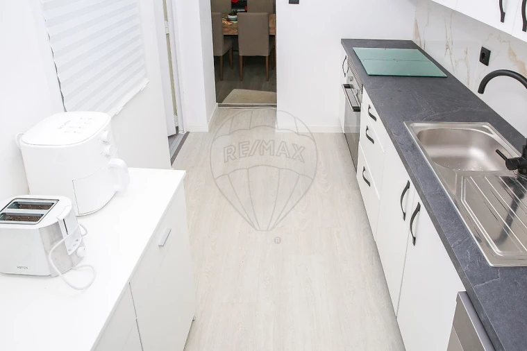 Moradia T2 para Venda em Olhalvo Foto 3