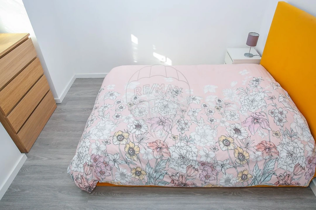 Moradia T2 para Venda em Olhalvo Foto 18