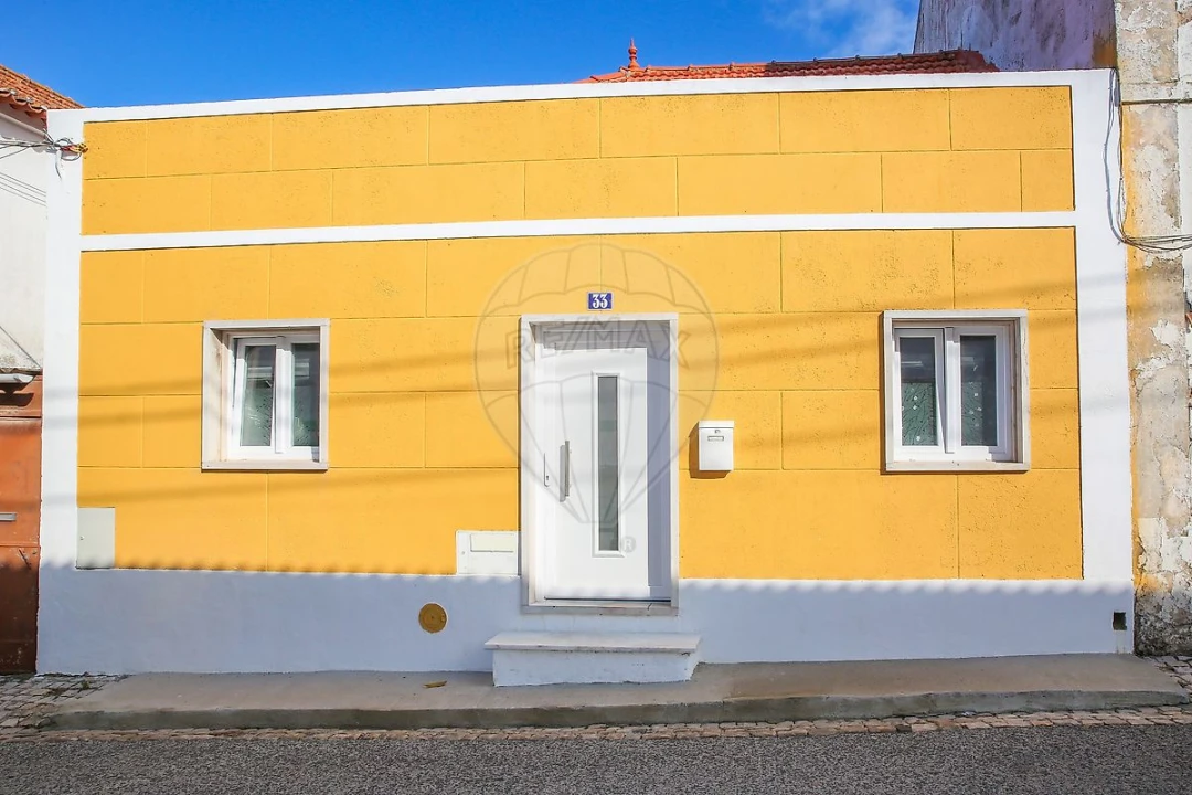 Moradia T2 para Venda em Olhalvo Foto 1