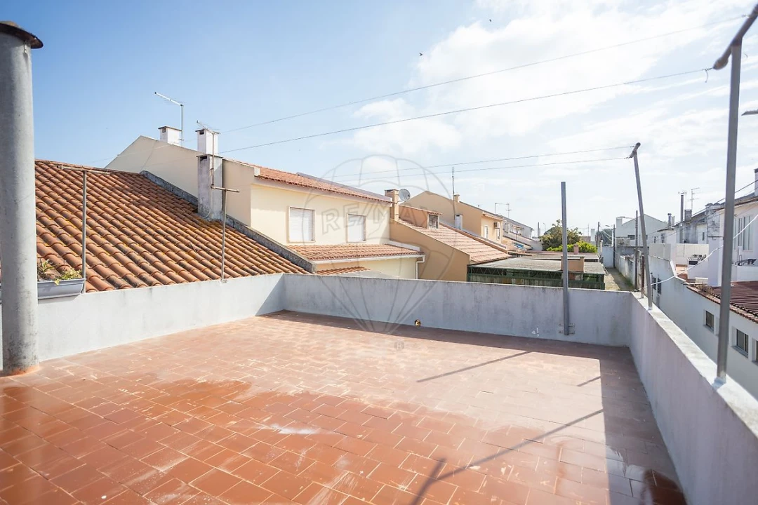 Moradia T3 para Venda em Samora Correia Foto 36