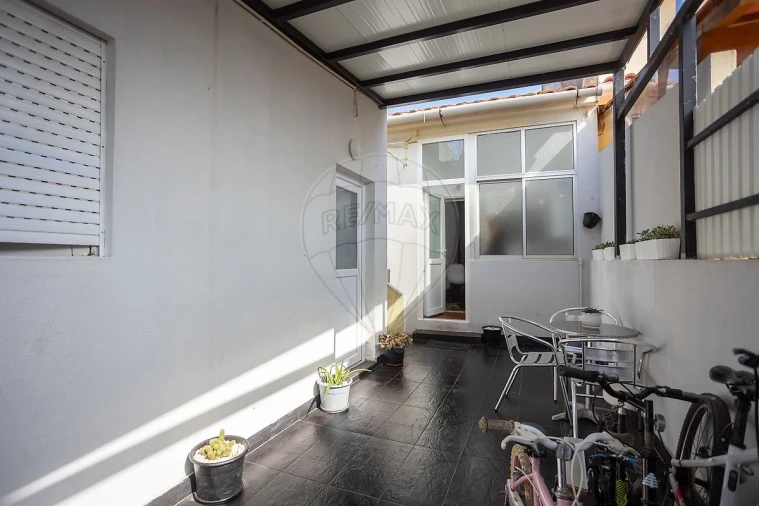 Moradia T3 para Venda em Samora Correia Foto 32