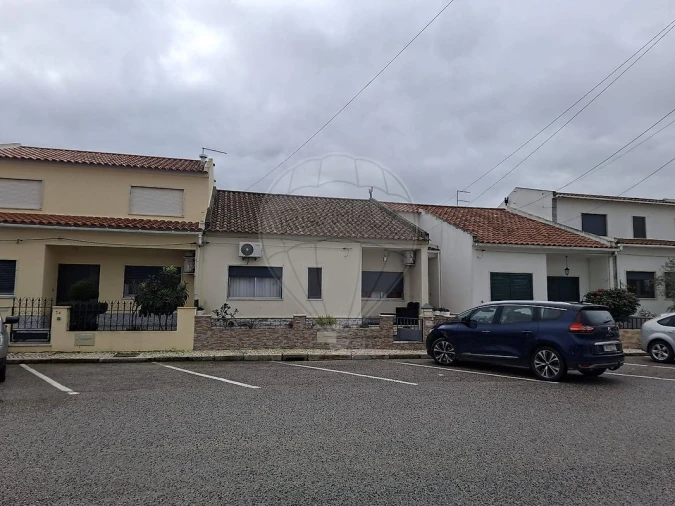 Moradia T3 para Venda em Samora Correia Foto 2
