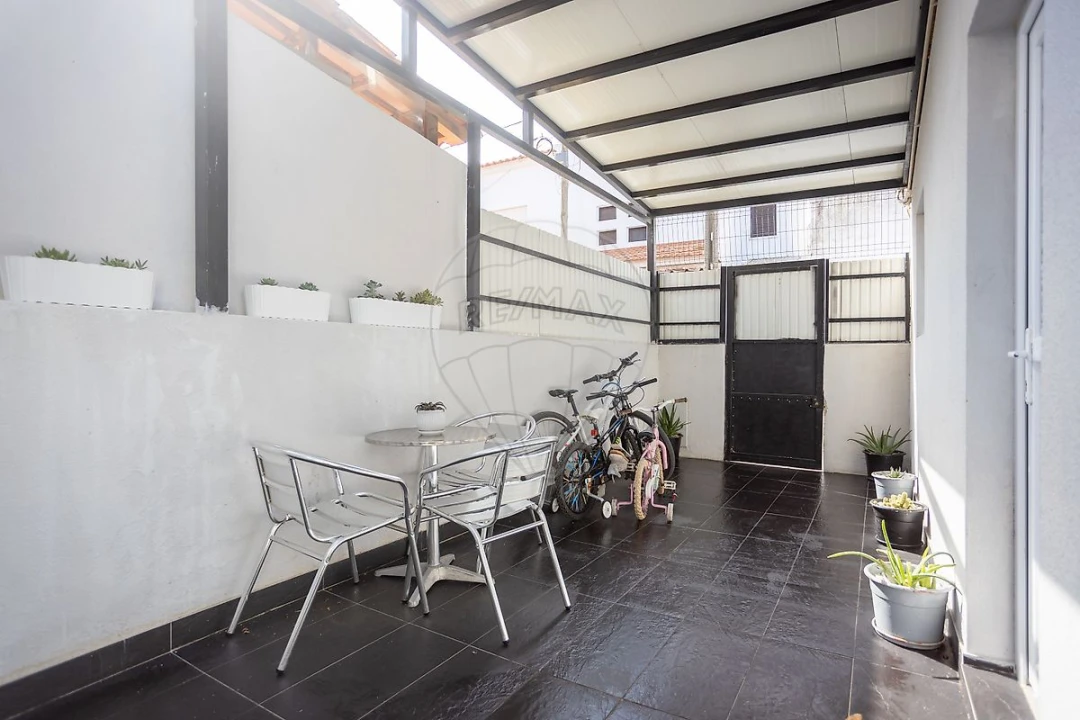 Moradia T3 para Venda em Samora Correia Foto 35