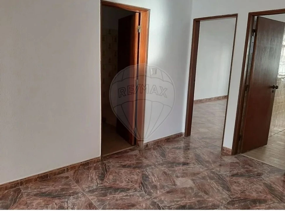 Apartamento T2 para Venda em Cacém e São Marcos Foto 15