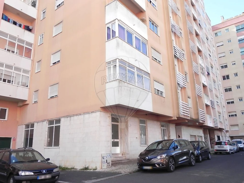 Apartamento T2 para Venda em Cacém e São Marcos Foto 8