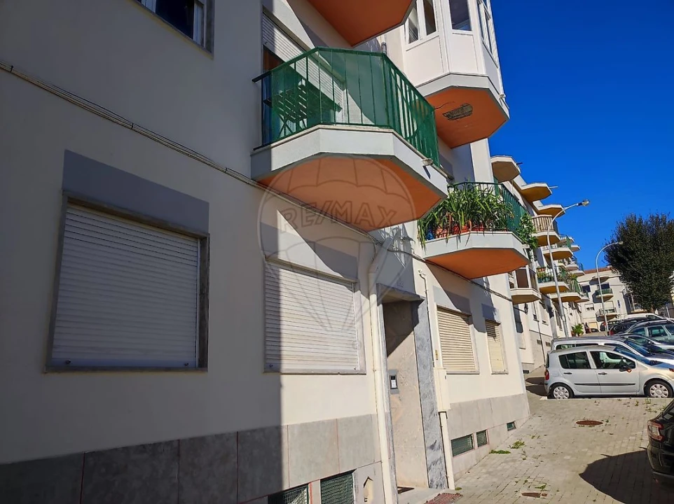 Apartamento T2 para Venda em Barcarena Foto 7